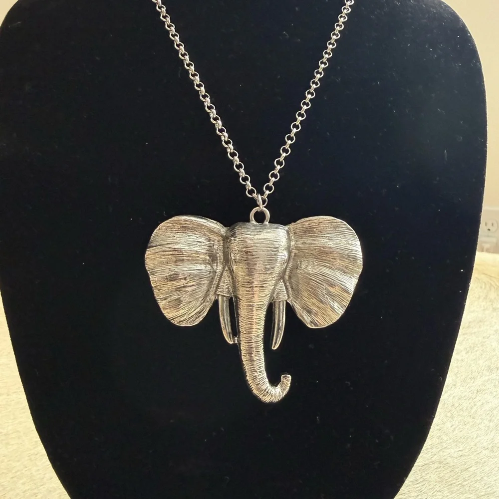 Silver Elephant Pendant Necklace - Picture 3 of 11